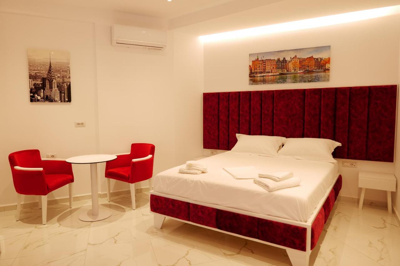 Lumi Hotel Саранда Экстерьер фото