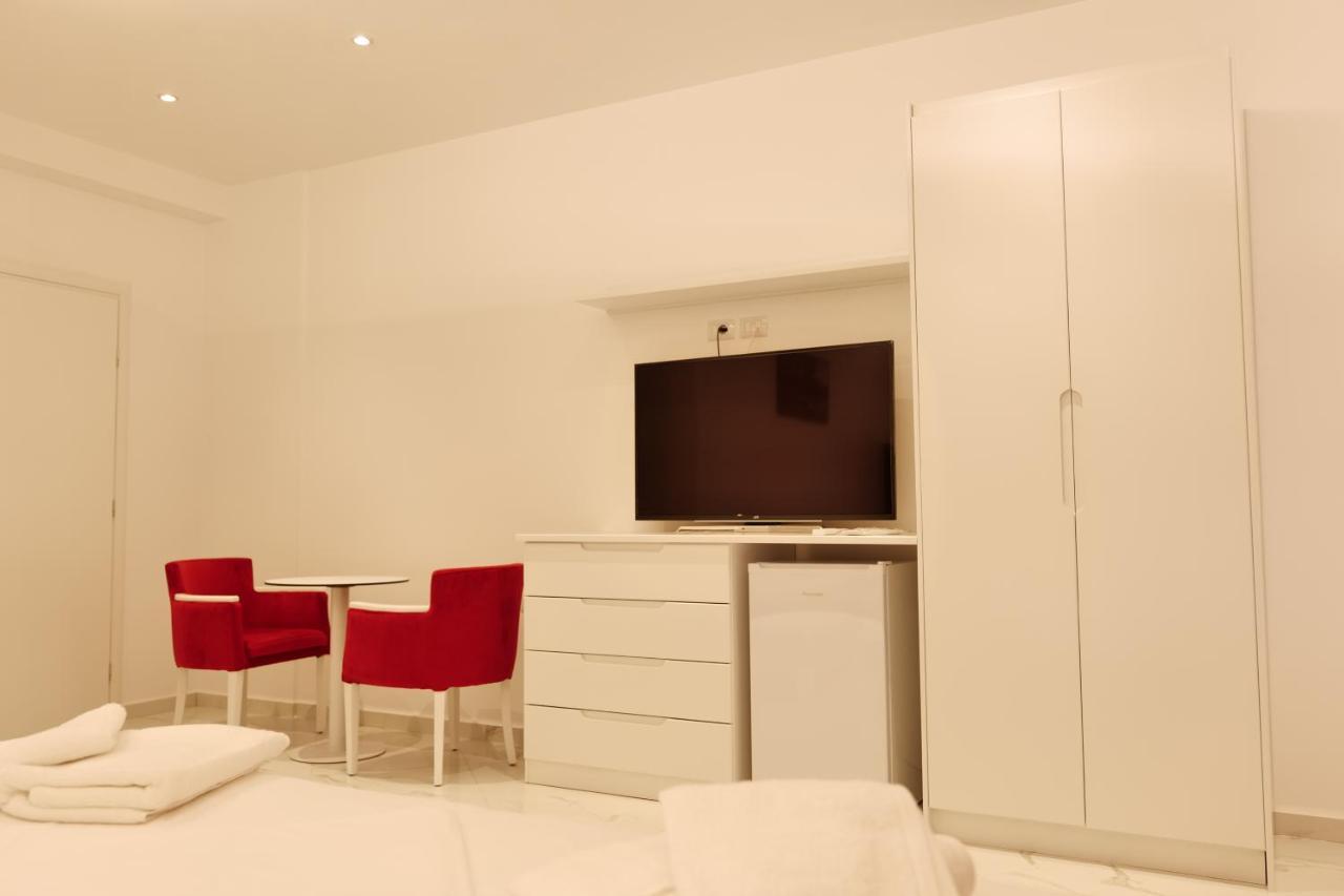 Lumi Hotel Саранда Экстерьер фото