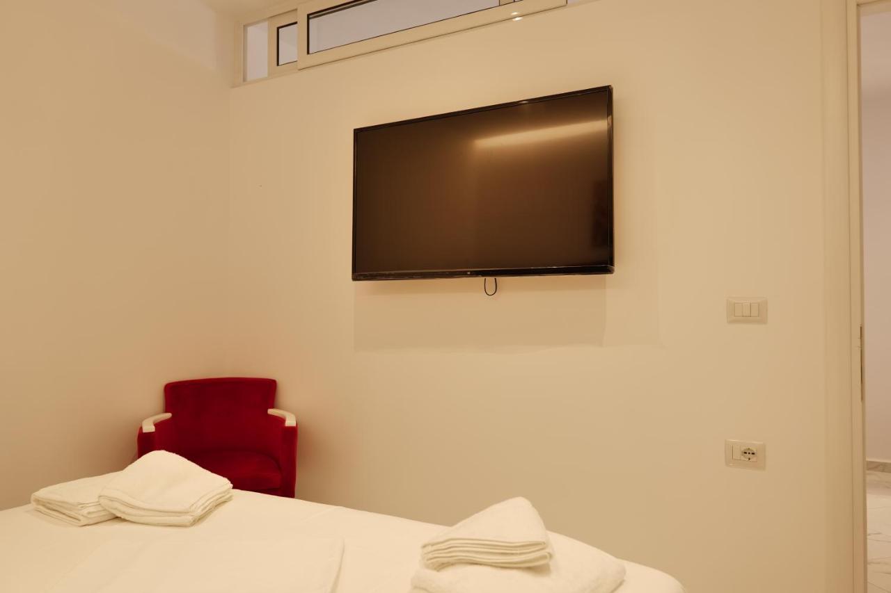 Lumi Hotel Саранда Экстерьер фото
